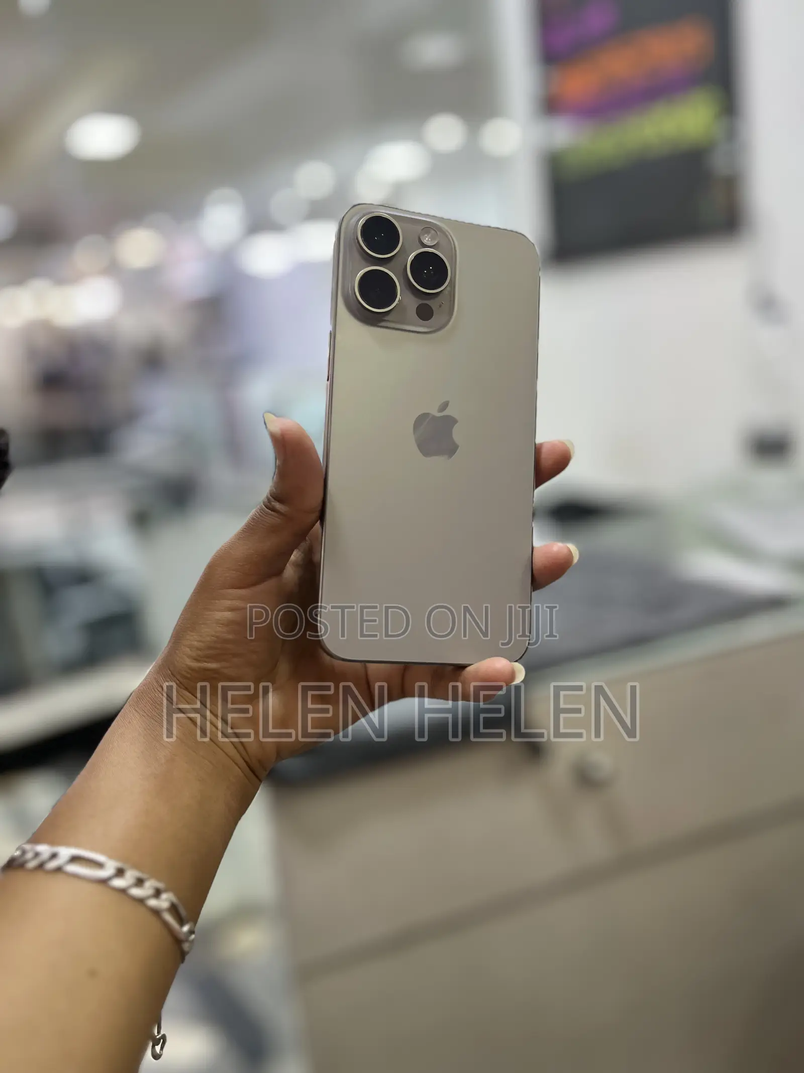 New Apple iPhone 15 Pro Max 256 GB Silver