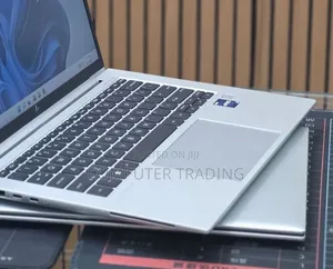 New Laptop HP EliteBook 840 G9 16GB Intel Core i7 SSD 512GB