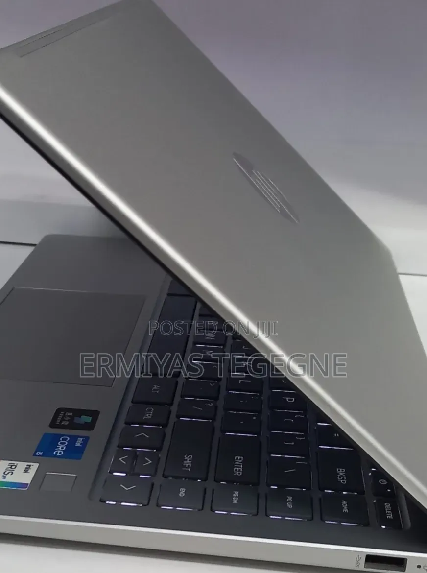 New Laptop HP Stream Notebook 16GB Intel Core i5 SSD 512GB