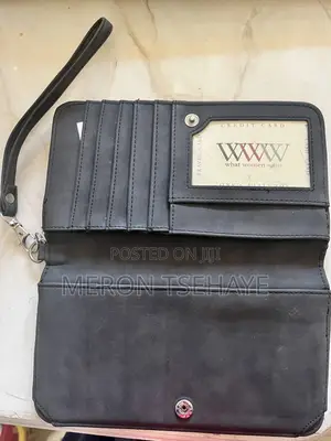 Women's Wallet & Card Holder