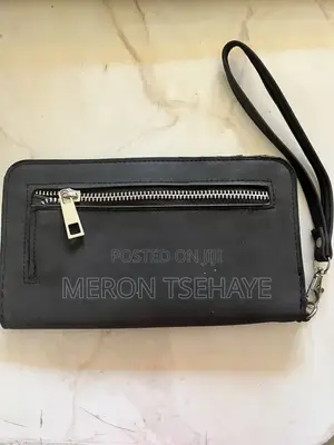 Women's Wallet & Card Holder