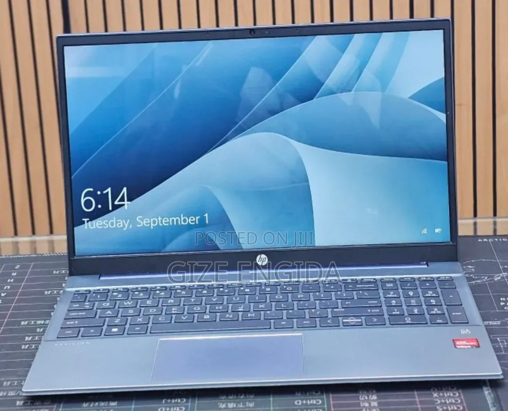 New Laptop HP Pavilion 15 8GB AMD Ryzen 5 SSD 512GB
