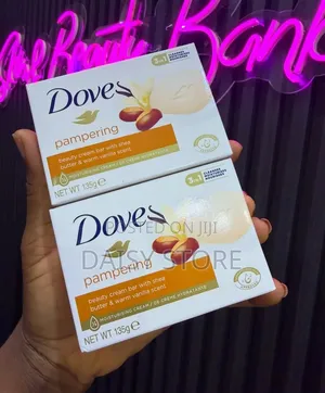 Dove Pampering የፊት እና የሰውነት ሳሙና (Shea Butter & Warm Vanilla) - 135g