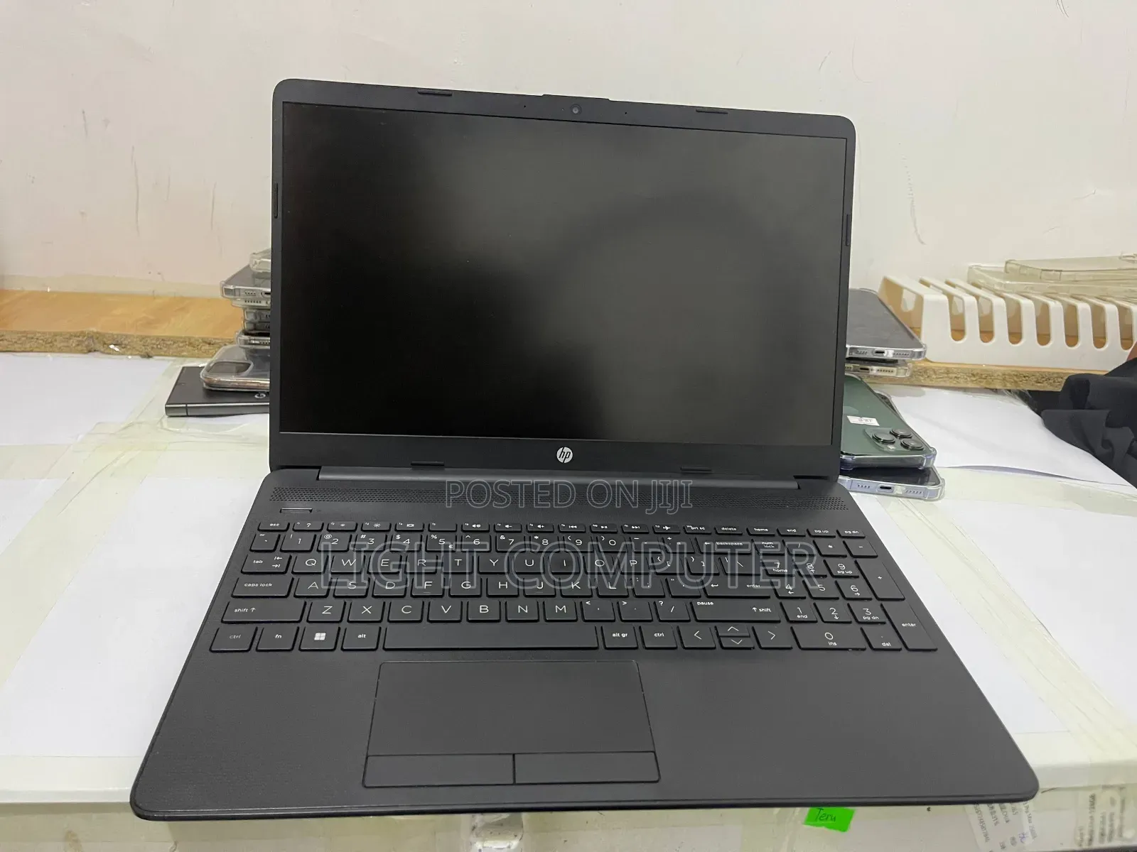 New Laptop HP Stream Notebook 8GB Intel Core i5 SSHD (Hybrid) 1T