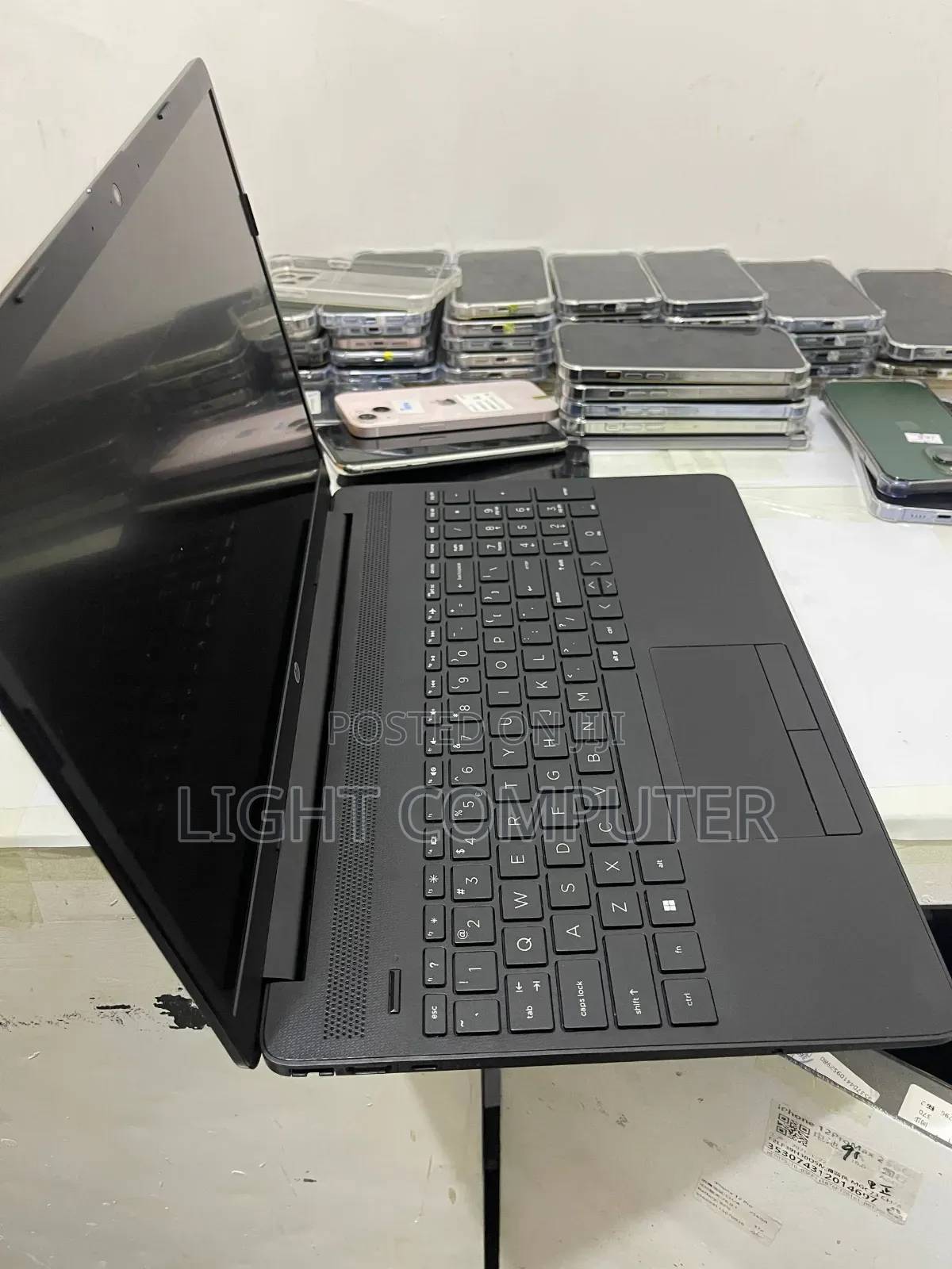 New Laptop HP Stream Notebook 8GB Intel Core i5 SSHD (Hybrid) 1T