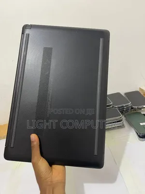 New Laptop HP Stream Notebook 8GB Intel Core i5 SSHD (Hybrid) 1T