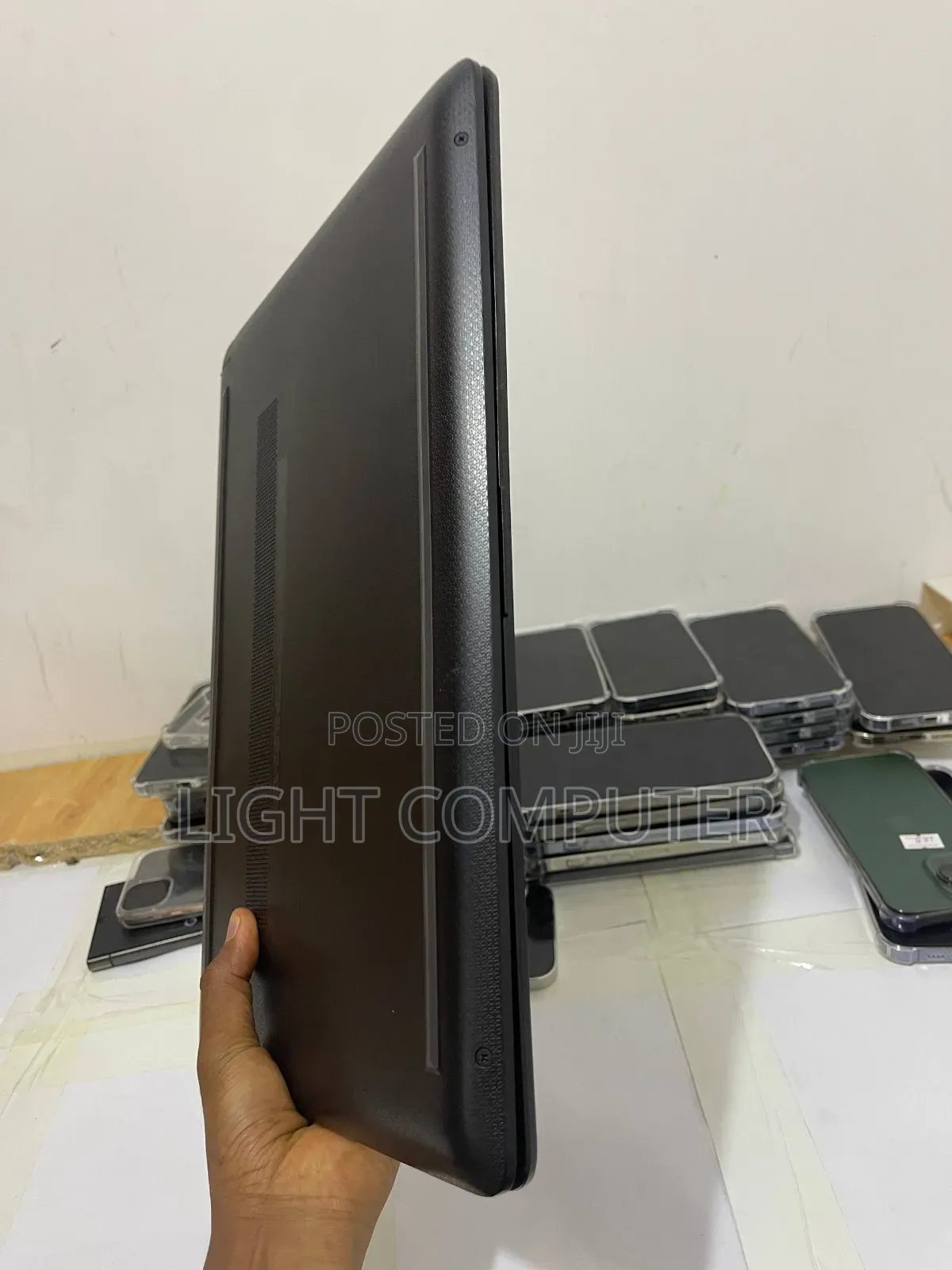 New Laptop HP Stream Notebook 8GB Intel Core i5 SSHD (Hybrid) 1T