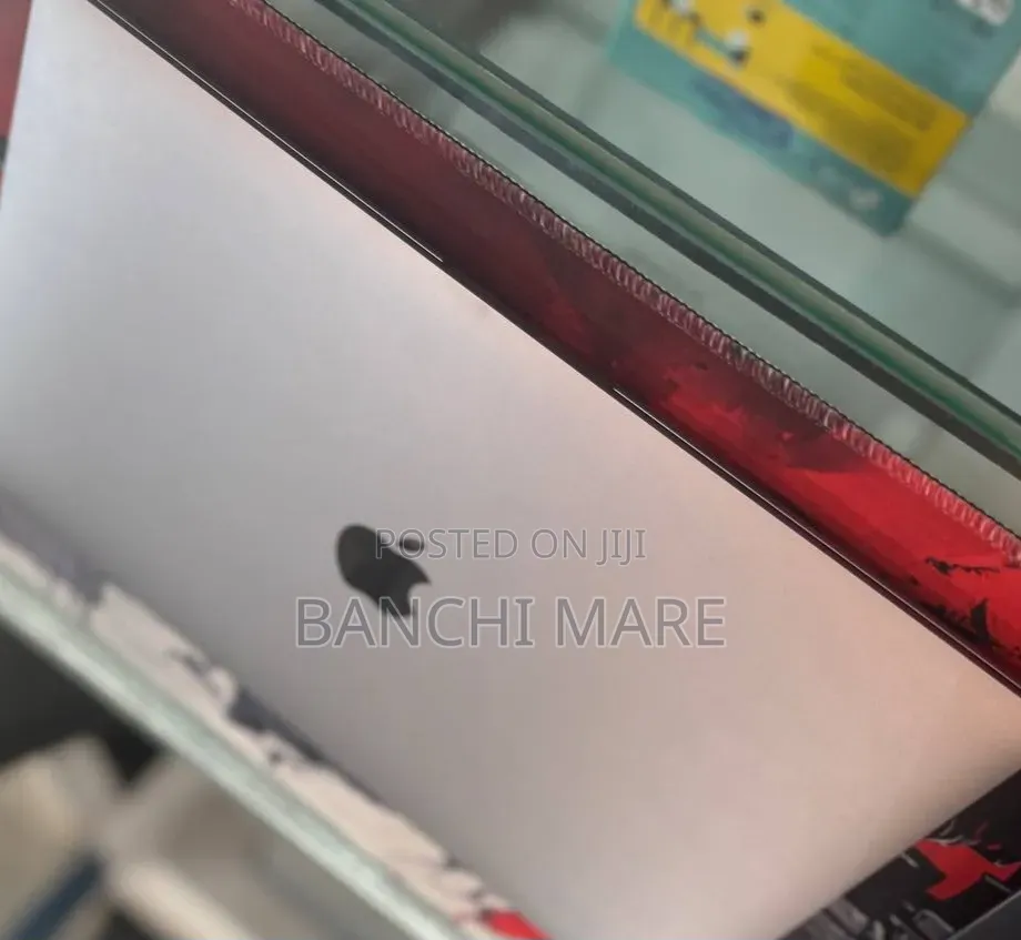 New Laptop Apple MacBook Air 2020 M1 8GB Apple M1 SSD 256GB