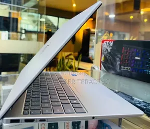 New Laptop HP Stream Notebook 16GB Intel Core i7 SSD 1T