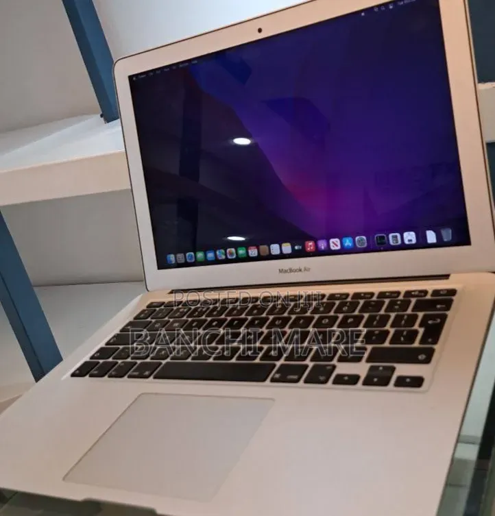 New Laptop Apple MacBook Air 2017 8GB Intel Core i5 SSD 128GB