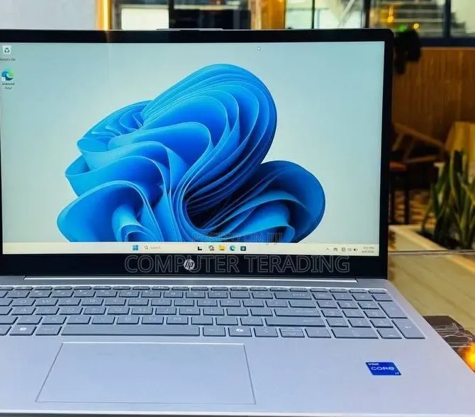 New Laptop HP Stream Notebook 16GB Intel Core i7 SSD 1T