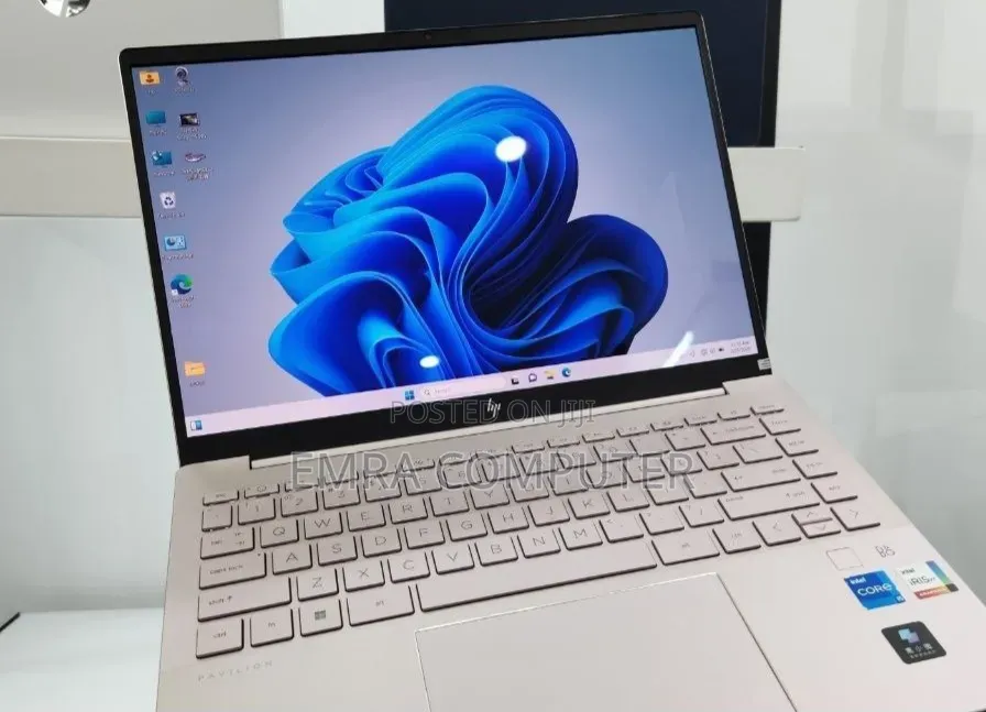 New Laptop HP 16GB Intel Core i5 SSD 1T