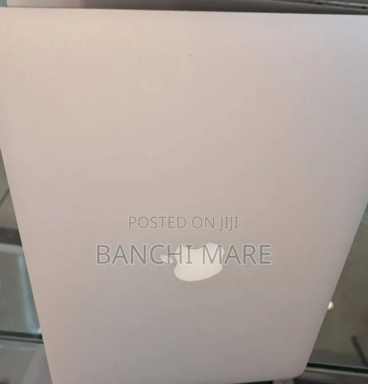New Laptop Apple MacBook Air 2017 8GB Intel Core i5 SSD 128GB