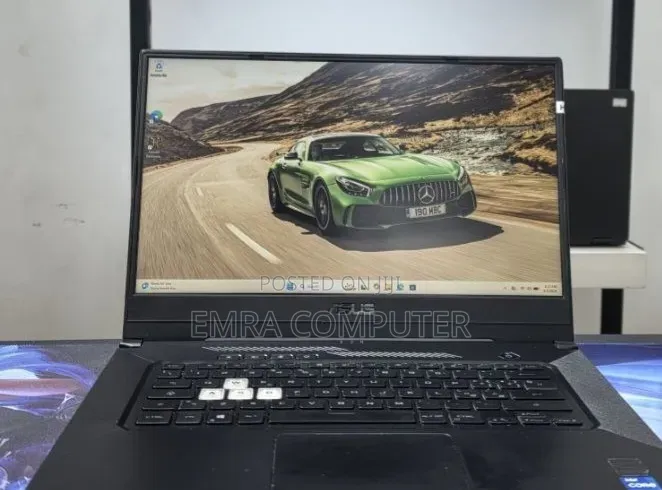 New Laptop Asus 16GB Intel Core i7 SSD 512GB