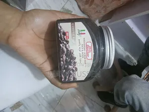 Skin Doctor Coffee Face & Body Whitening Scrub (500ml)