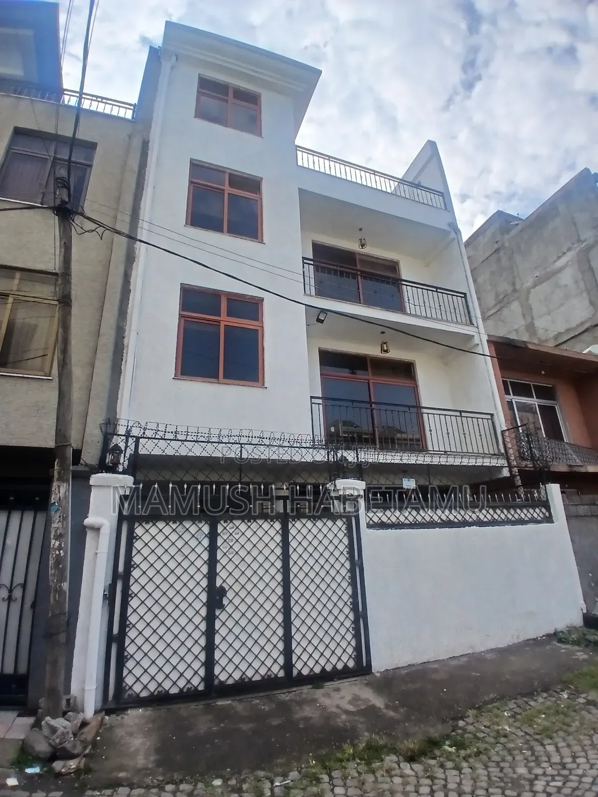Furnished 6bdrm House in 94ማህበር G+3, Nifas Silk-Lafto for sale