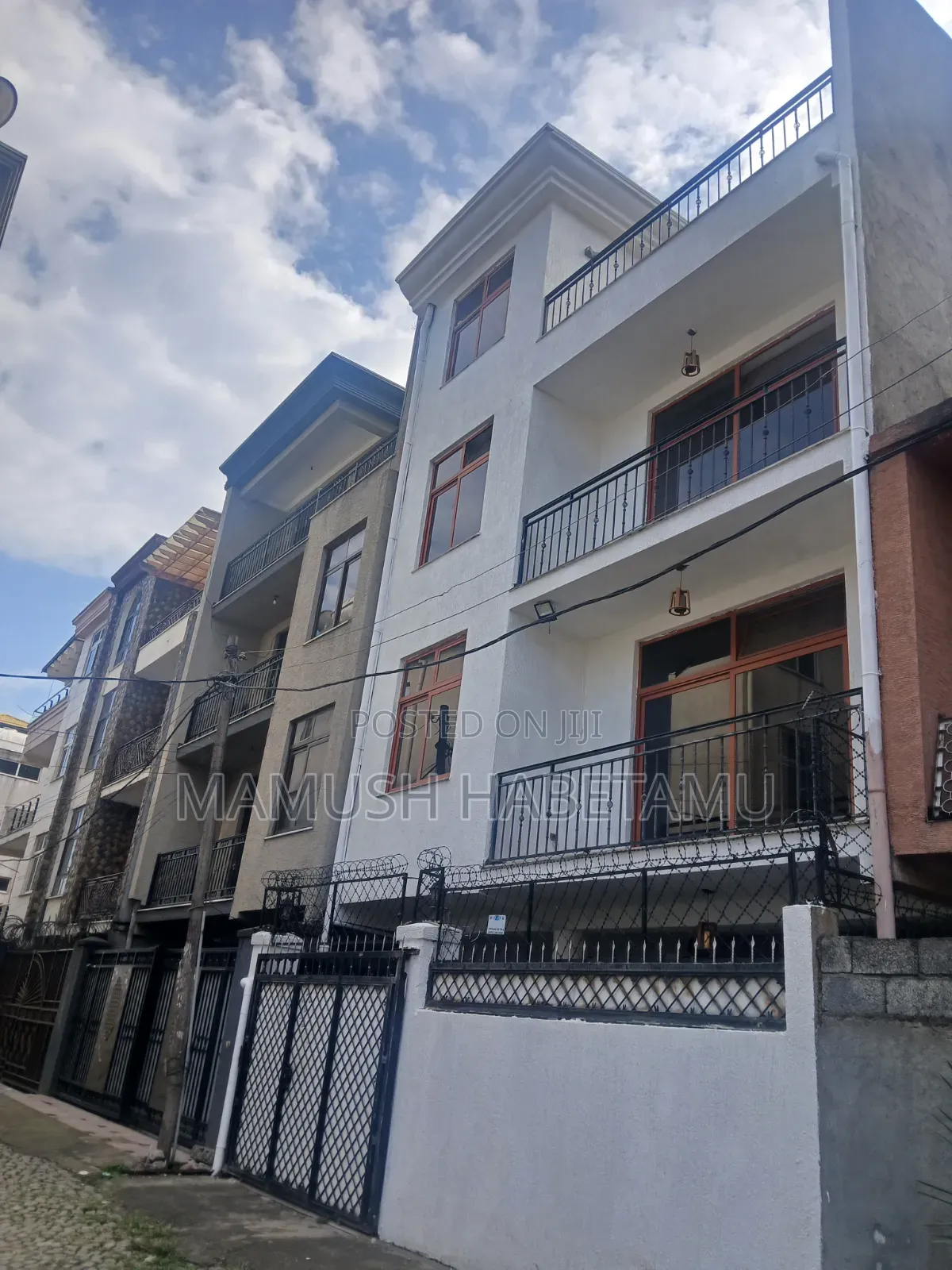 Furnished 6bdrm House in 94ማህበር G+3, Nifas Silk-Lafto for sale