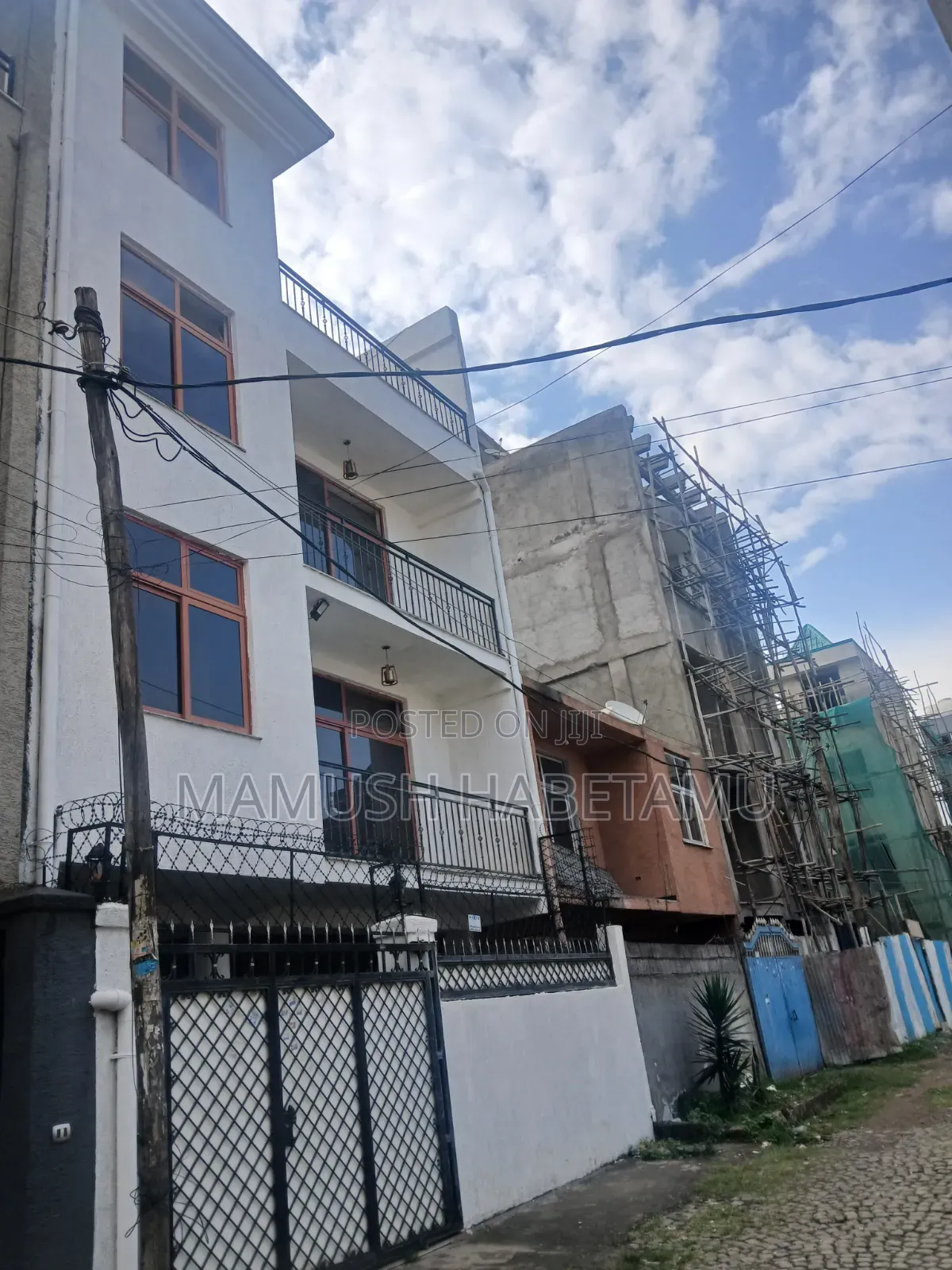 Furnished 6bdrm House in 94ማህበር G+3, Nifas Silk-Lafto for sale