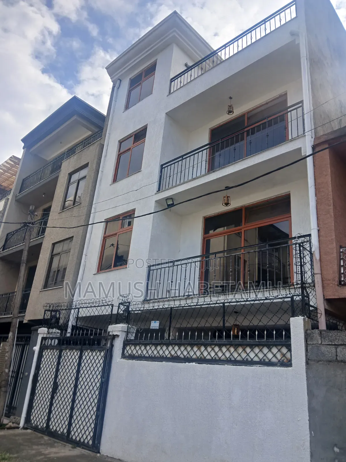 Furnished 6bdrm House in 94ማህበር G+3, Nifas Silk-Lafto for sale