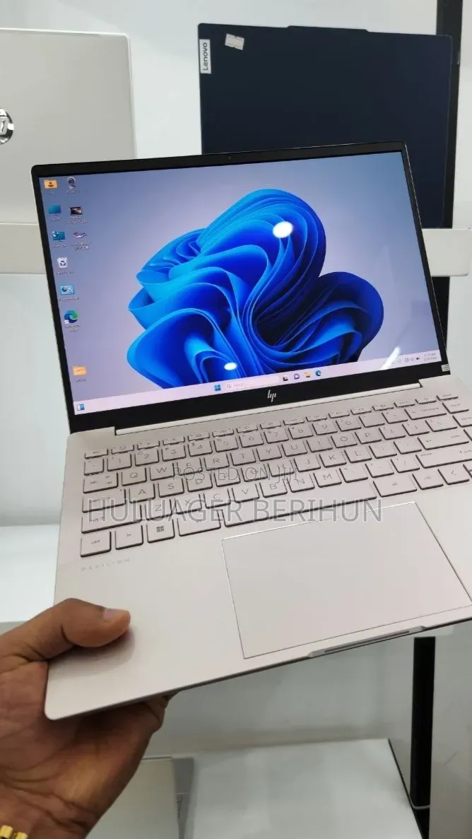 New Laptop HP Pavilion 15 16GB Intel Core i5 SSD 1T
