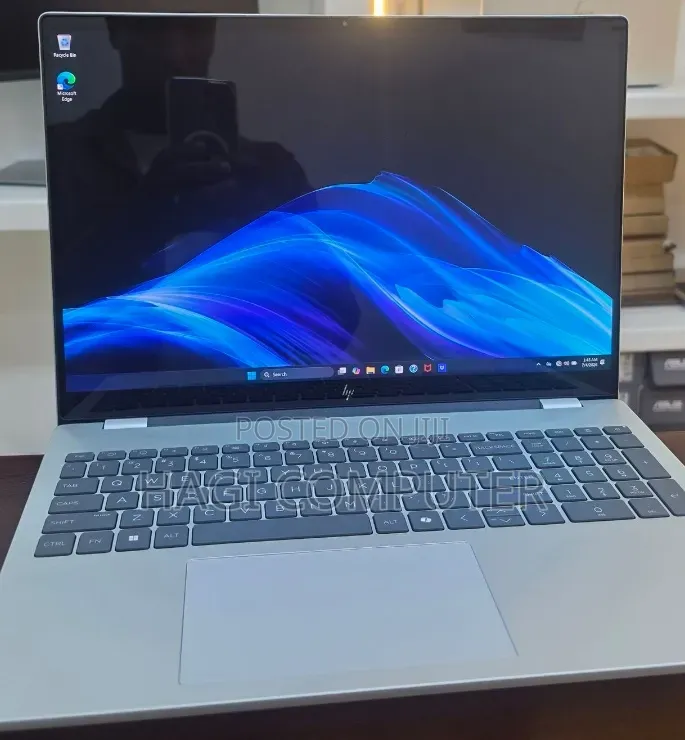 New Laptop HP OmniBook 7 16" 16GB Intel Core i9 SSD 1T