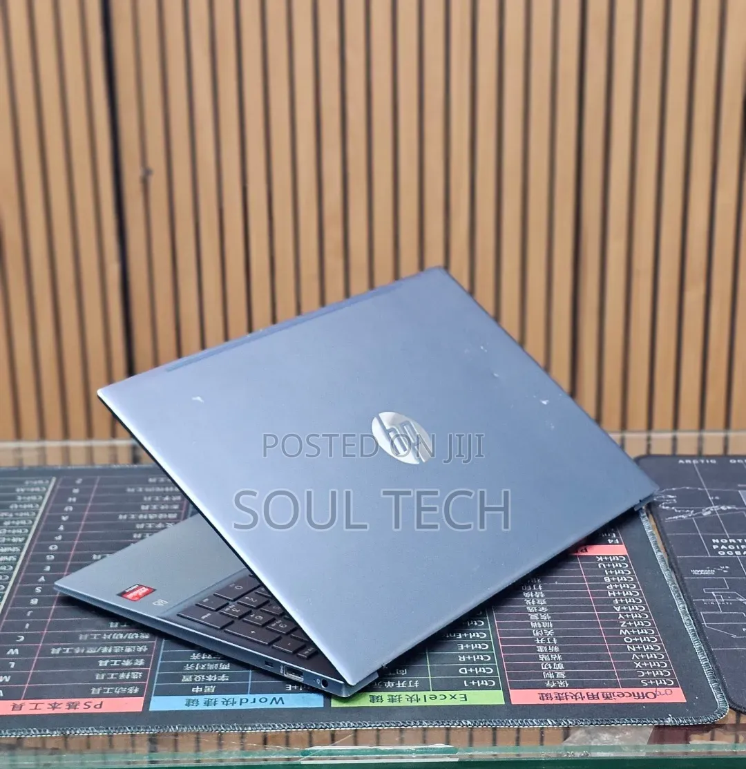 New Laptop HP Pavilion 15 8GB AMD Ryzen 5 SSD 512GB