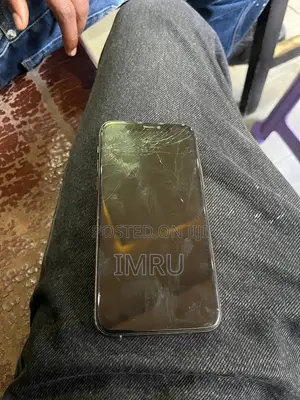 Apple iPhone 11 Pro Max 64 GB Gold