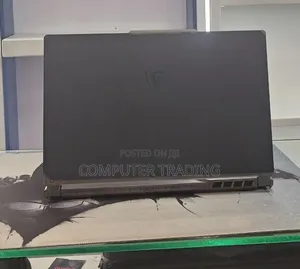 New Laptop MSI Cyborg 15 16GB Intel Core i7 SSD 1T