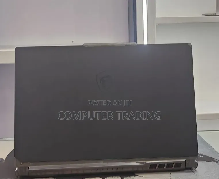 New Laptop MSI Cyborg 15 16GB Intel Core i7 SSD 1T
