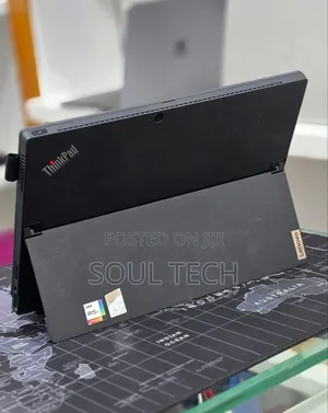 New Laptop Lenovo ThinkPad X1 16GB Intel Core i7 SSD 512GB