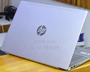 New Laptop HP Pavilion 14 8GB Intel Core i5 SSD 512GB