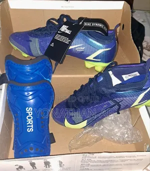 Nike Mercurial Vapor Football Shoes