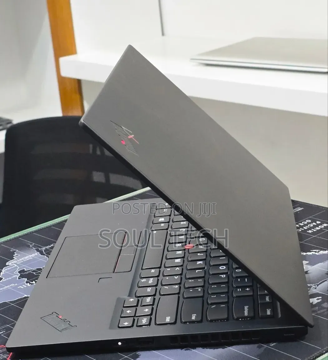 New Laptop Lenovo ThinkPad X1 Carbon 16GB Intel Core i5 SSD 512GB