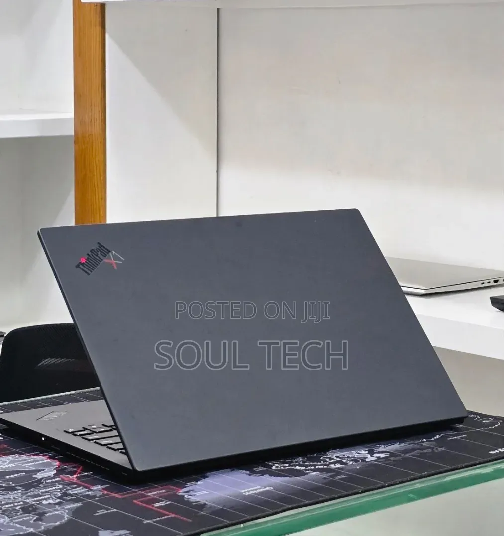New Laptop Lenovo ThinkPad X1 Carbon 16GB Intel Core i5 SSD 512GB