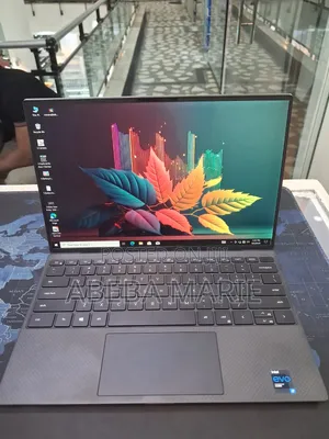 New Laptop Dell XPS 13 32GB Intel Core i7 SSD 512GB
