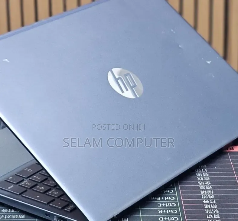 New Laptop HP Pavilion 15 8GB AMD Ryzen 5 SSD 512GB