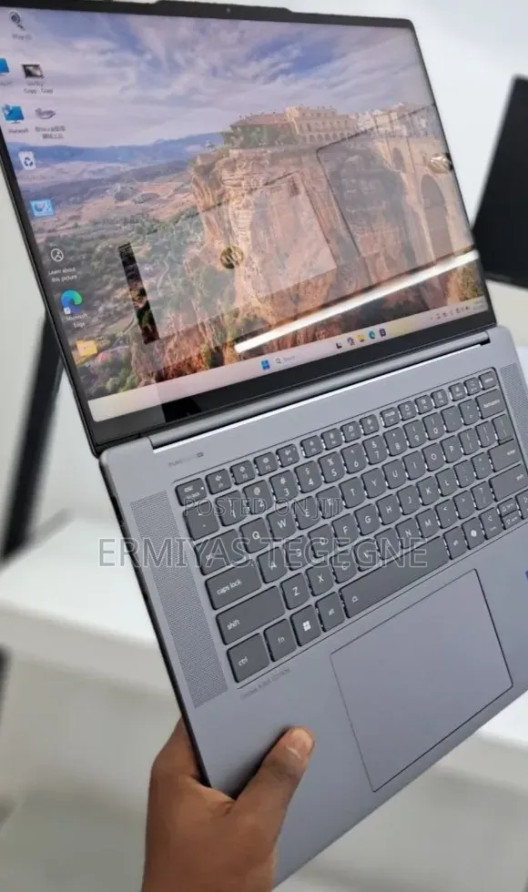 New Laptop Lenovo ThinkPad X1 Carbon 16GB Intel Core Ultra 7 SSD 512GB
