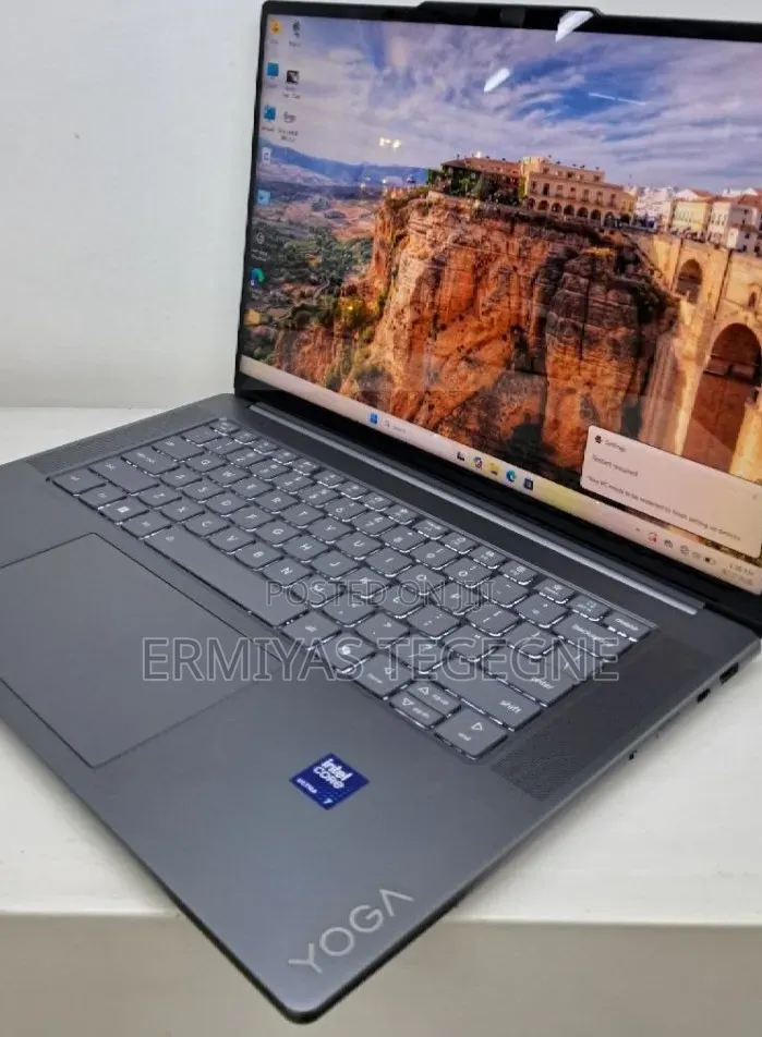 New Laptop Lenovo ThinkPad X1 Carbon 16GB Intel Core Ultra 7 SSD 512GB