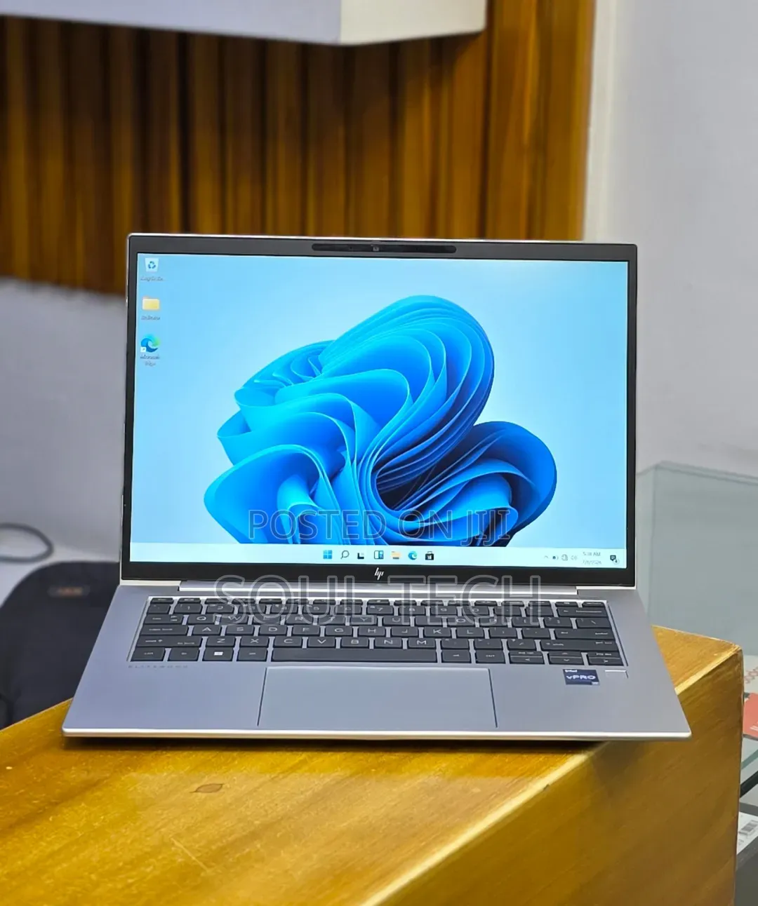 New Laptop HP EliteBook 840 G10 16GB Intel Core i7 SSD 512GB