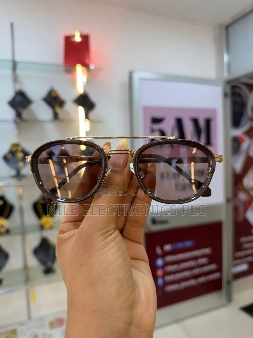 Stylish UV-protective Sunglasses, Imported From Italy 🇮🇹