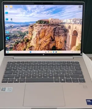 New Laptop HP ProBook 440 G8 16GB Intel Core Ultra 7 SSD 512GB