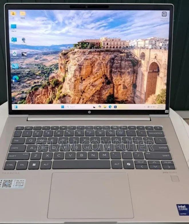 New Laptop HP ProBook 440 G8 16GB Intel Core Ultra 7 SSD 512GB