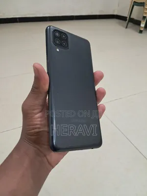 Samsung Galaxy A12 64 GB Black