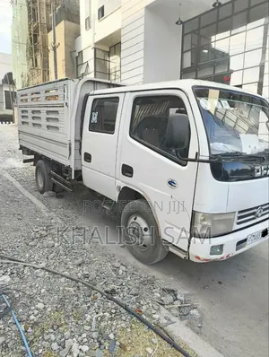 DFAC Double Cab Truck