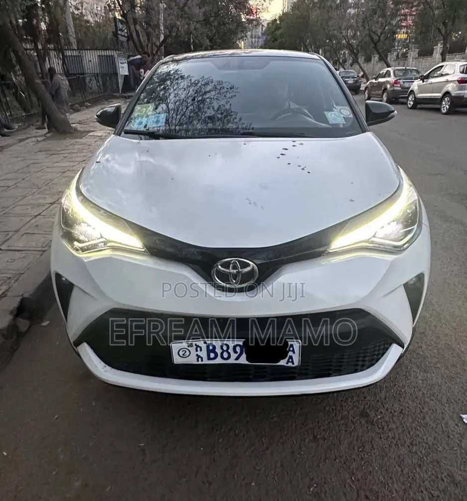 Toyota C-HR 2022 White