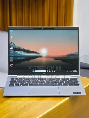 New Laptop HP Elitebook 830 G11 16GB Intel Core Ultra 7 SSD 512GB