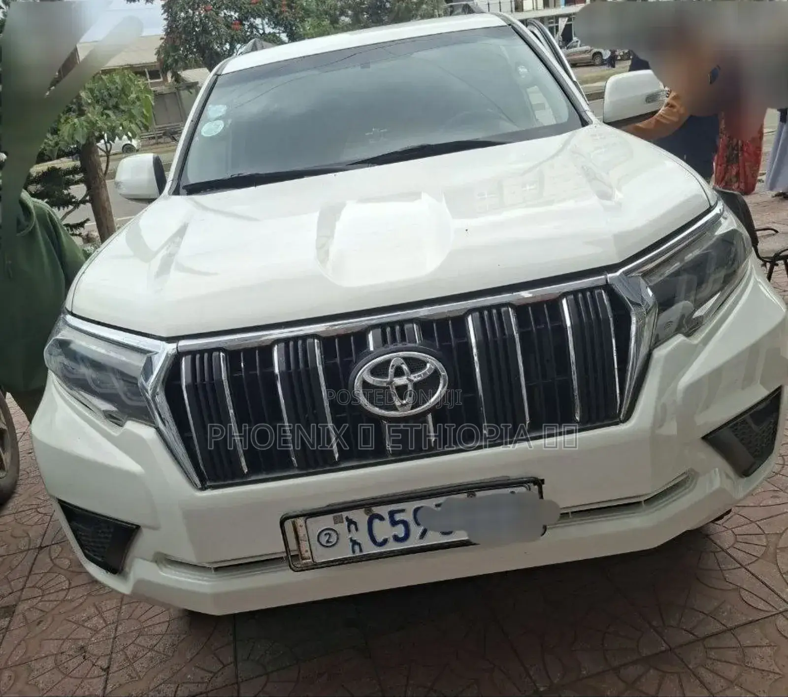 Toyota Land Cruiser Prado 2018 White