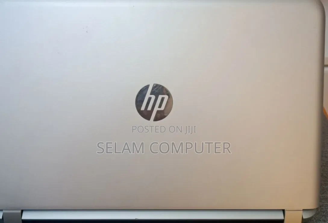 New Laptop HP Pavilion 15 8GB Intel Core i5 HDD 1T