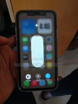 Apple iPhone 11 64 GB Black