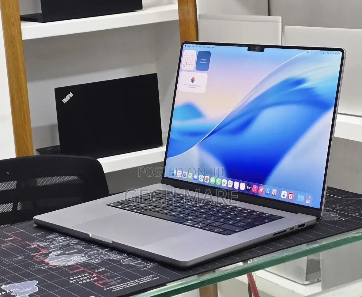 New Laptop Apple MacBook Pro 2021 M1 64GB Apple M1 Pro SSD 1T